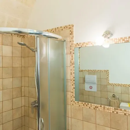 Trulli Chef Marco Con Piscina * 산 미켈레 살렌티노