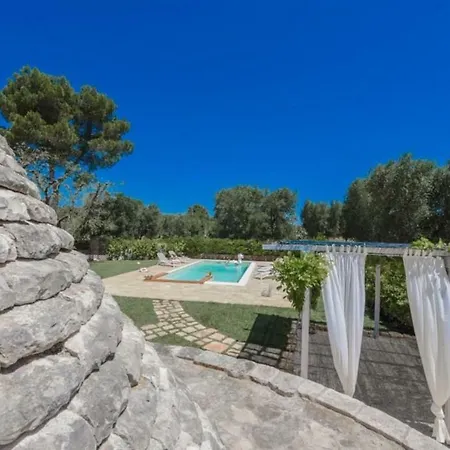 Trulli Chef Marco Con Piscina 아파트